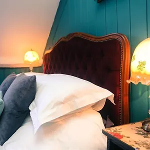 Dotty's Boutique Hotel